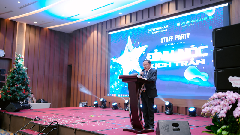 year-end party in Ha Long